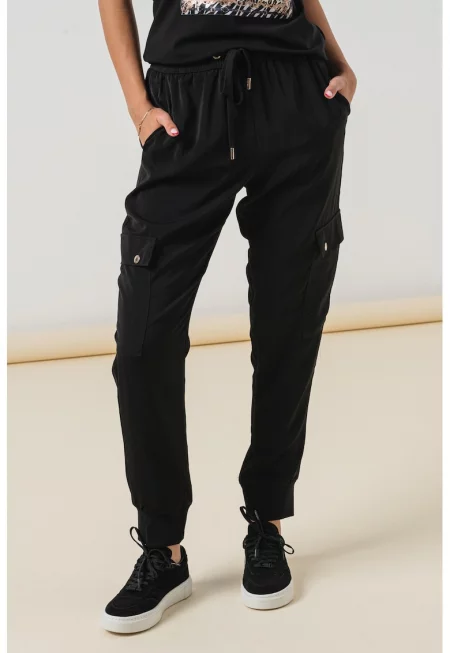 Спортен панталон с връзка - Черен