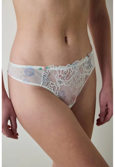 Танга с дантела