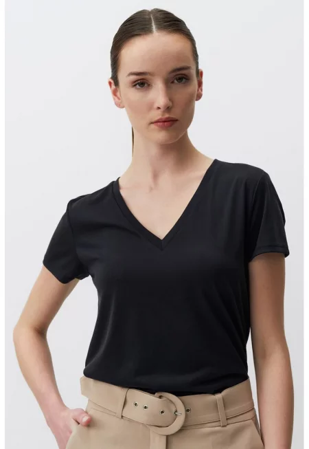 Тениска с модал с шпиц