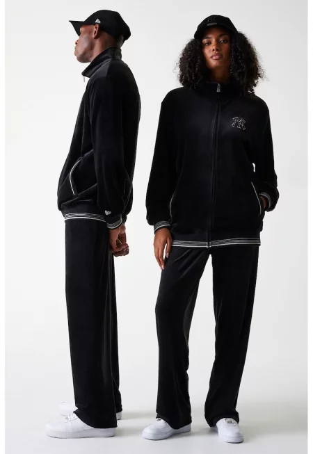 Унисекс свободен спортен панталон с бродирано лого