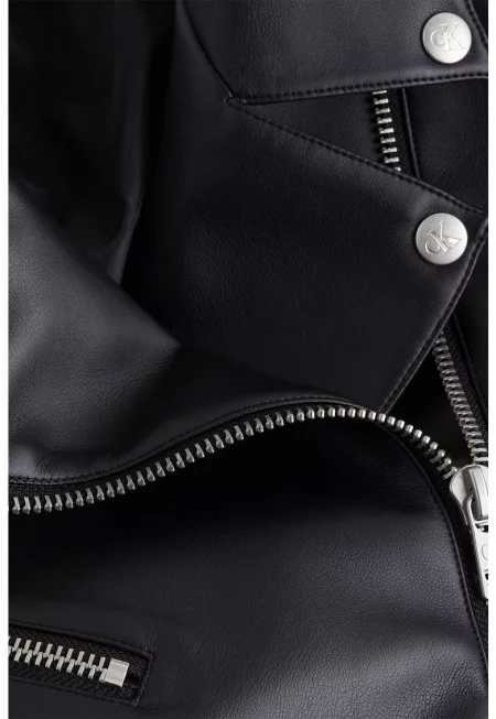 Яке от еко кожа с асиметрично закопчаване