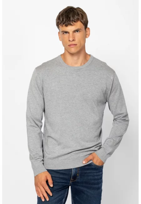 Фино плетен пуловер с овално деколте - Светло сив