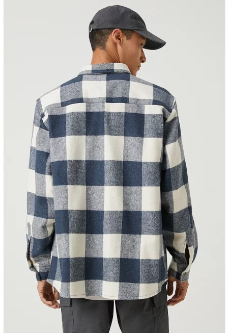 Карирано яке тип риза