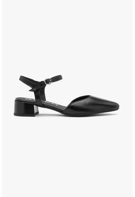 Кожени обувки с масивен ток - Черен