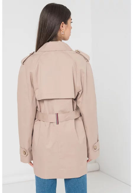 Палто тип тренч с двуредно закопчаване