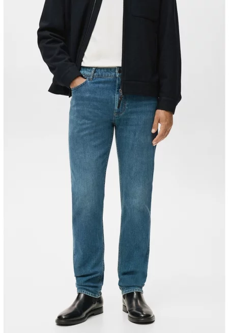 Прави дънки