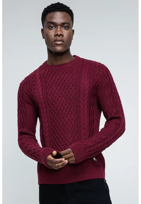 Пуловер с овално деколте и плетка осморка - Бордо