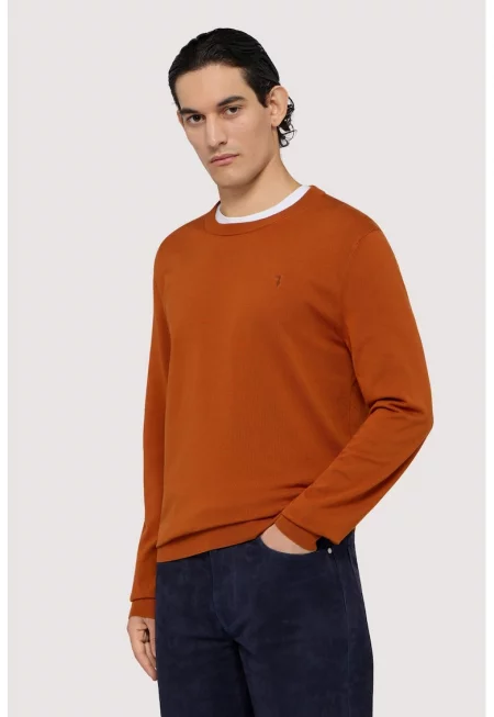 Пуловер с овално деколте