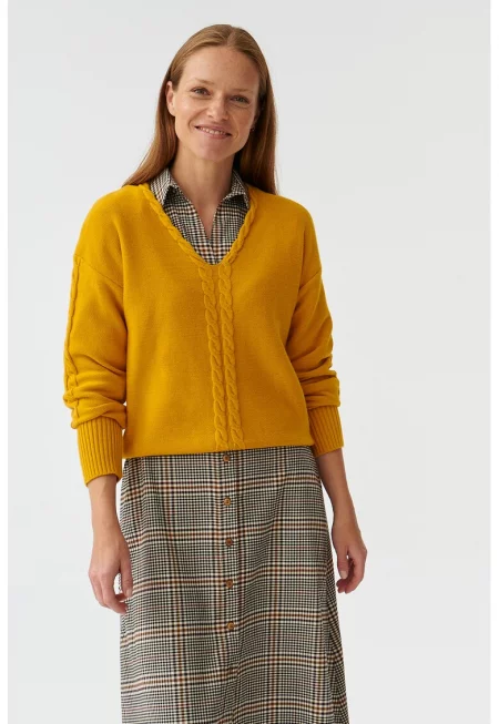 Пуловер с шпиц - Шафраново жълто