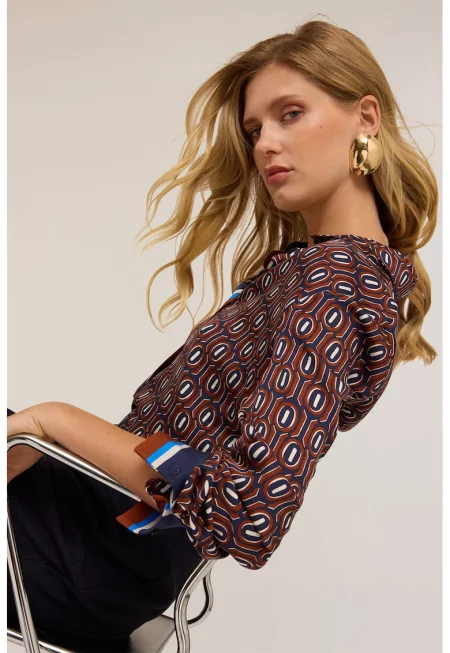 Сатинирана риза с графика