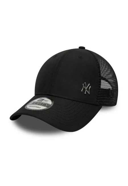 Шапка Trucker с метално лого
