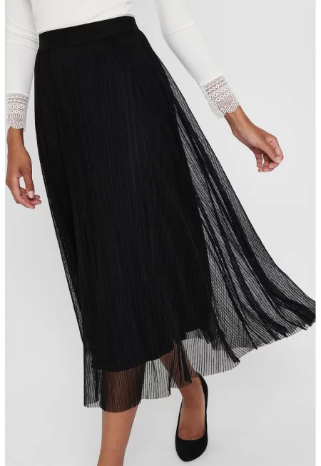 Среднодълга пола с висока талия