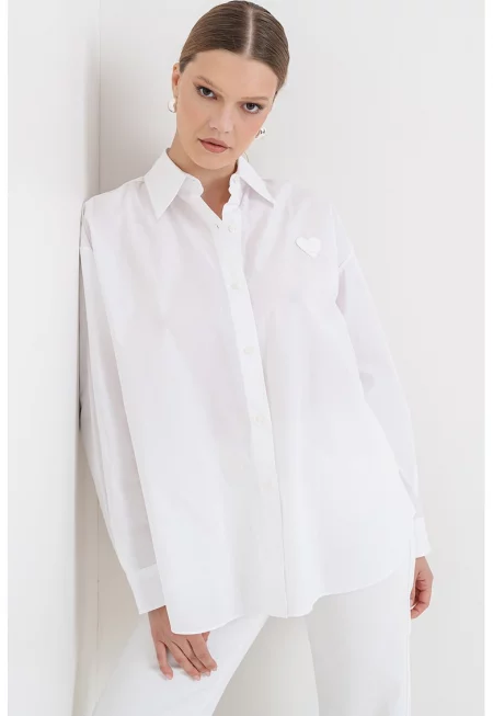 Уголемена риза Elisana - Бял/Лилав