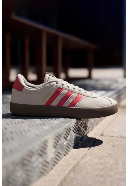 Велурени спортни обувки VL Court 3.0 - Червен/Светло кафяво