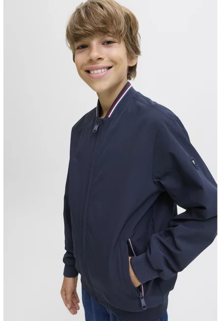 Яке с джобове с цип