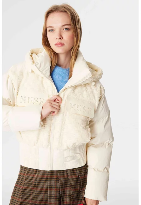 Зимно яке с джобове с капаче