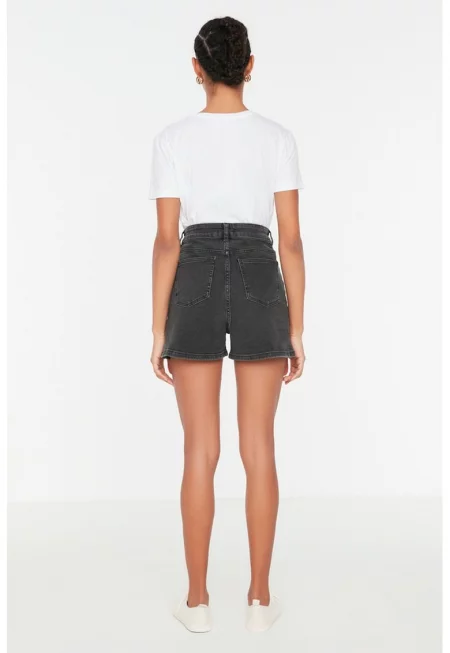 Къси дънки с висока талия