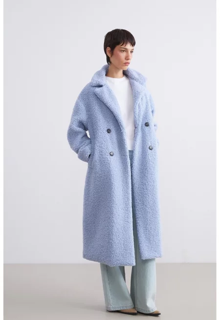 Мъхест дълъг тренч с копчета - Светлосин