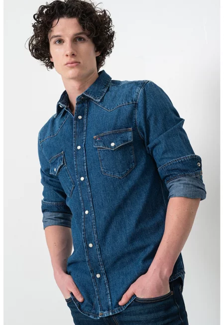 Шакет от деним Noah с дълги ръкави