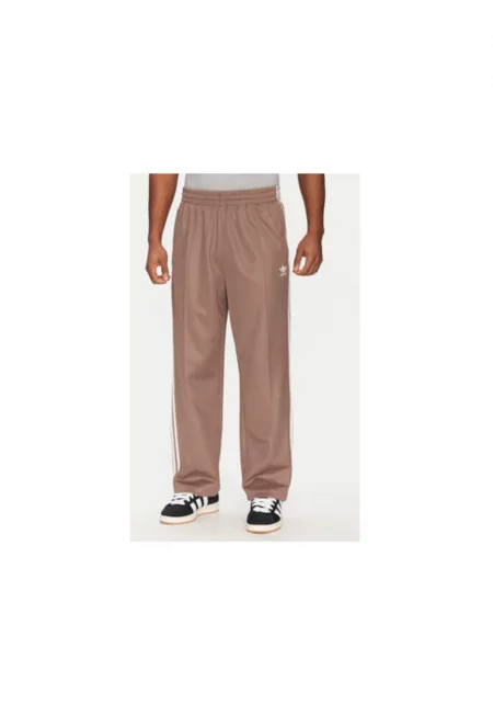 Спортни панталони със свободна кройка и декоративни плисета