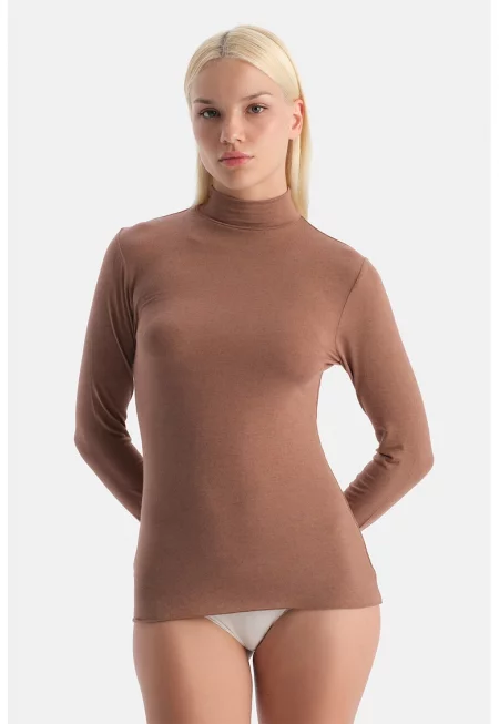 Блуза от микро модал с яка