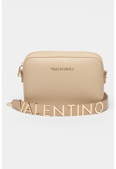 Чанта през рамо Alexia от еко кожа с метално лого - Светло бежово