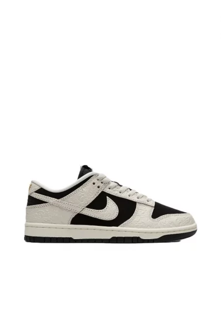 Дамски спортни обувки  WMNS NIKE DUNK LOW SE - Екологична кожа - Крем - Крем