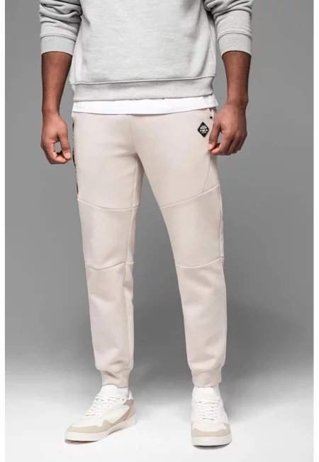 Джогър със скосени джобове