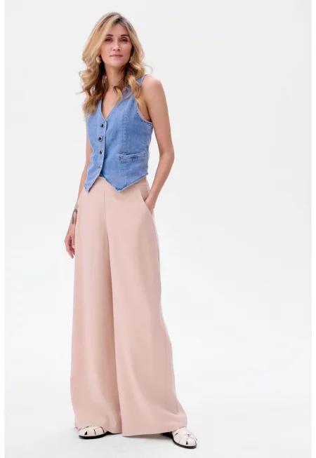 Едноцветен панталон с висока талия и широк крачол