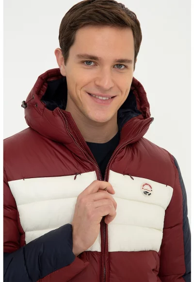 Капитонирано зимно яке с дизайн с цветен блок