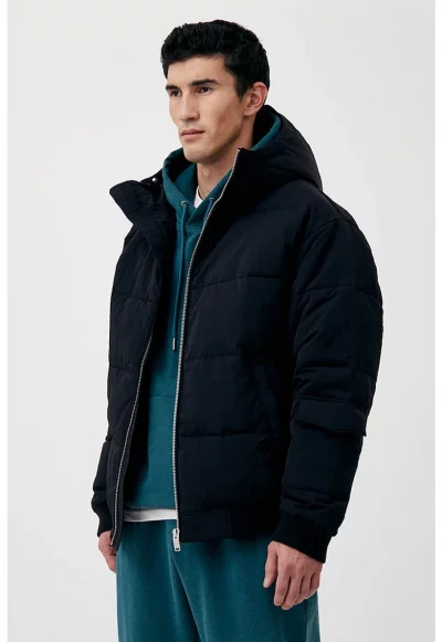 Капитонирано зимно яке с качулка