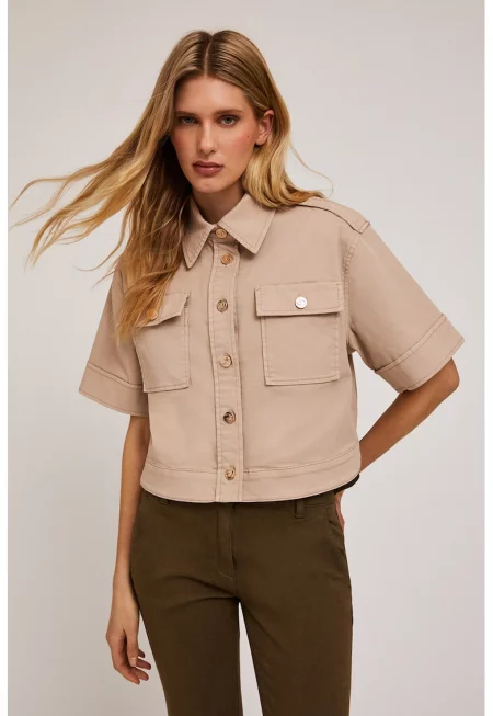 Късо свободно яке