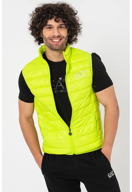 Олекотен пухен елек с цип