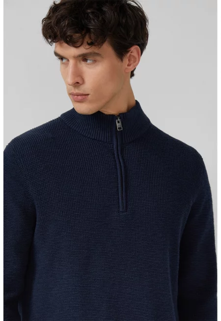 Памучен пуловер с къс цип