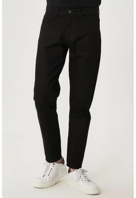 Прав панталон