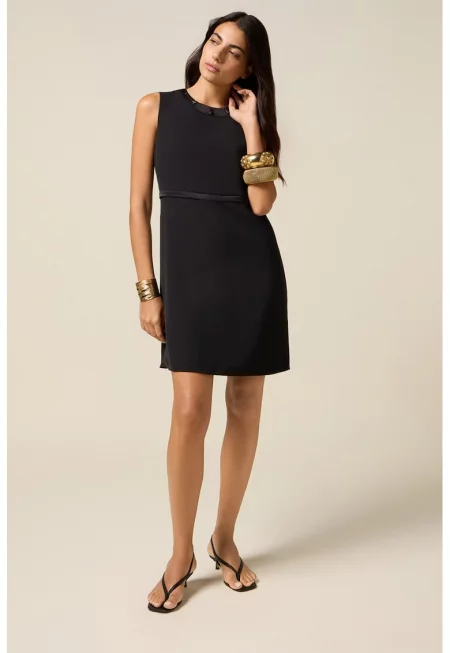 Разкроена рокля със сатинирани елементи - Черен