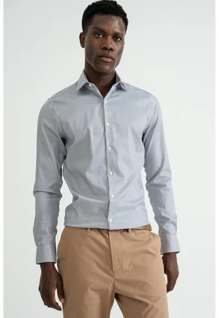 Слим риза с маншети с копчета