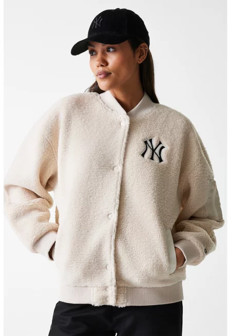 Бейзболно яке с джобове