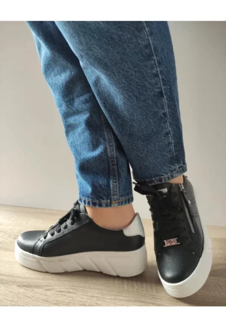 Дамски спортни обувки  W2605-00 - 40 - Черен