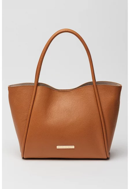 Кожена чанта за рамо с отделяща се презрамка