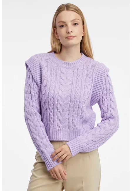 Плетен пуловер с овално деколте