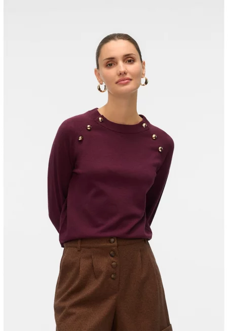 Пуловер с овално деколте