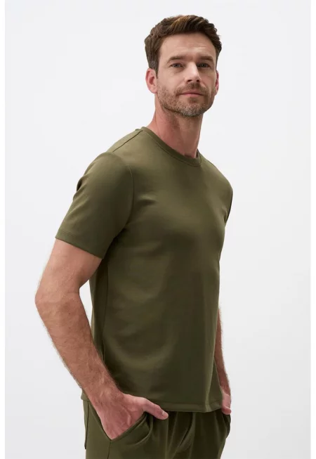 Тениска с модал с овално деколте