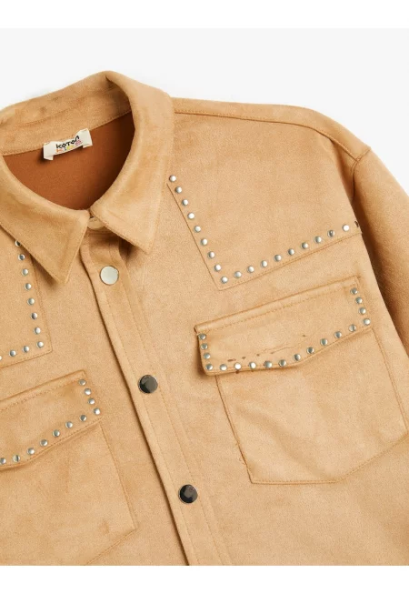 Уголемено яке с джобове на гърдите