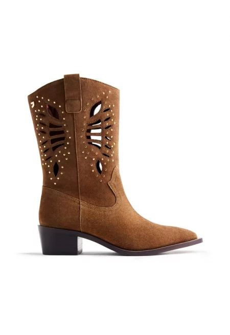 Велурени боти с перфорации - Кафяв