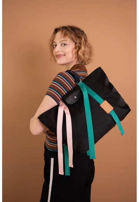 Дамска чанта  Amaris - черна - хидрофобен материал - размер One Size