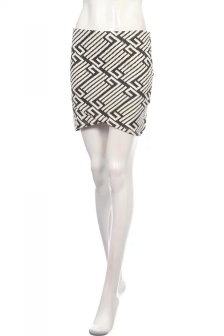 Дрехи Пола GINA TRICOT
