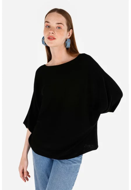 Пуловер с ръкави тип прилеп