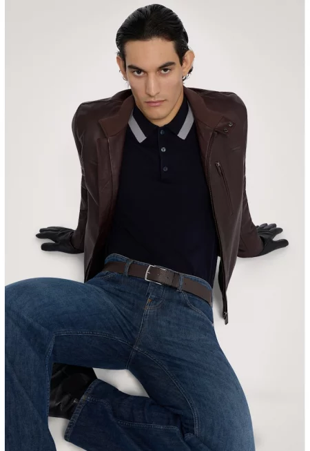 Пуловер с яка и цепка с копчета