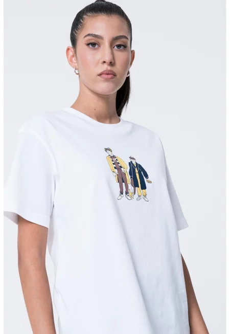 Свободна тениска с графика